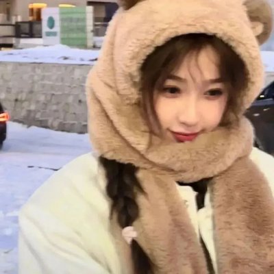 我和他都是新郎。